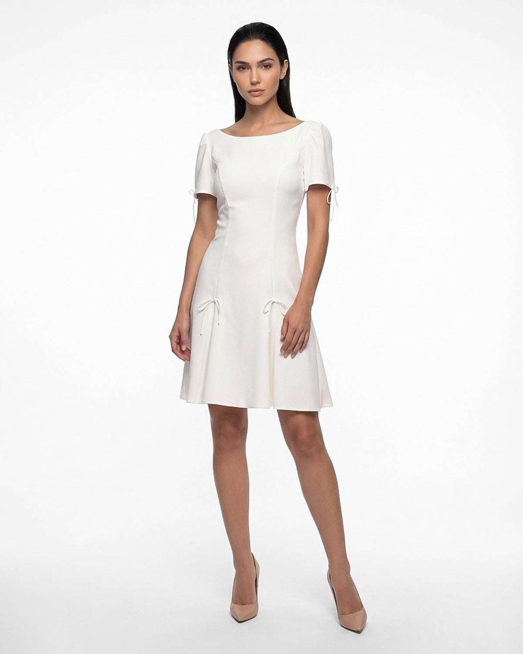 Short white dress with sleeves