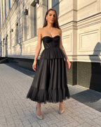 Rochie eleganta din dantelă franțuzească cu corset și șiret la spate.